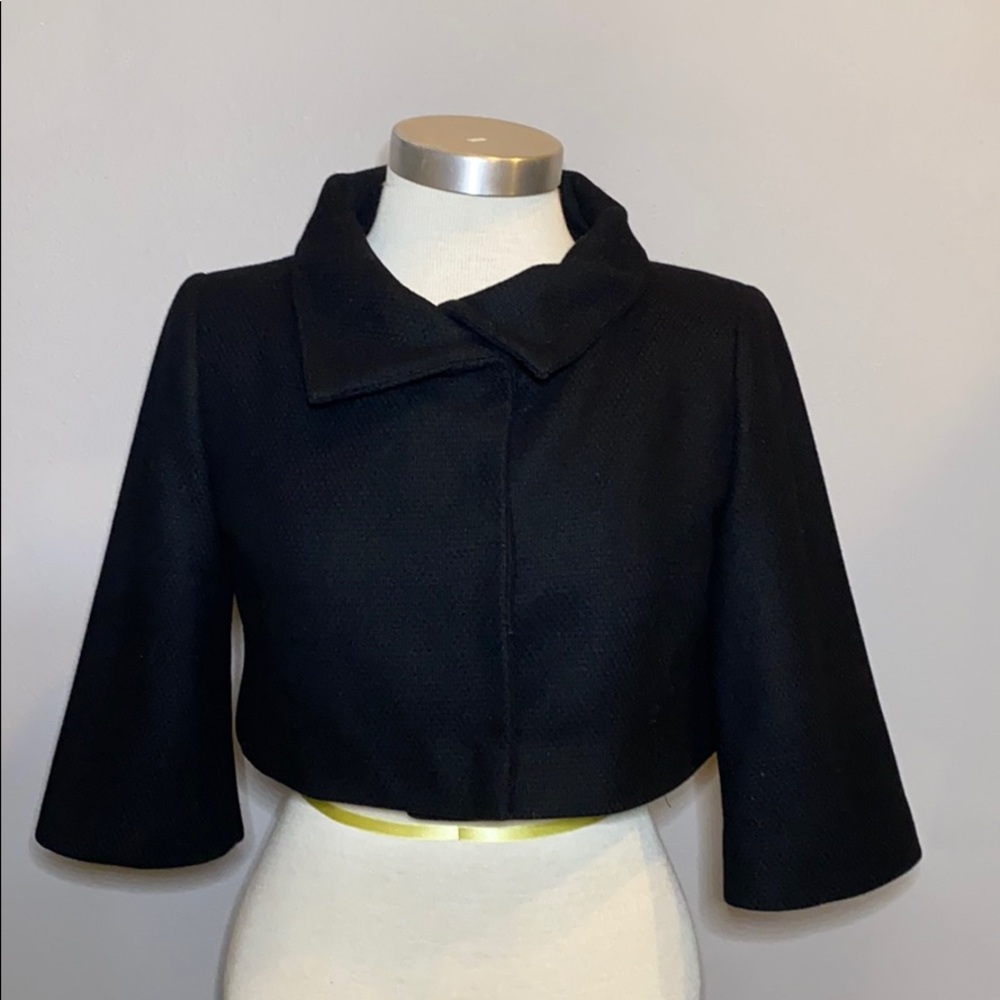BeBe Collar Cropped Jacket